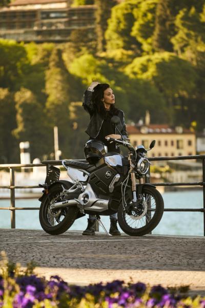 Nowa generacja motocykli elektrycznych: Innowacyjne technologie dla lepszej jazdy