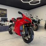 DUCATI PANIGALE V4 S 2025DUCATI PANIGALE V4 S 2025
