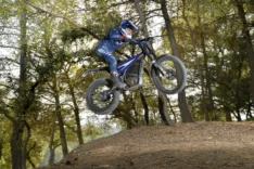 EM ELECTRIC MOTION ESCAPE R 2026